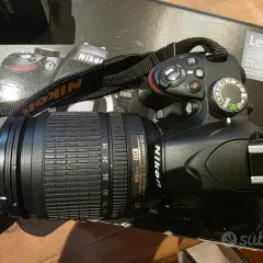 Nikon D3200 kit 18-105 VR: la recensione di questa reflex è qui. L'obiettivo è pronto per scattare.