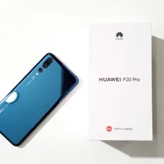 Huawei P20 Pro con tripla fotocamera Leica, un gioiello tecnologico.