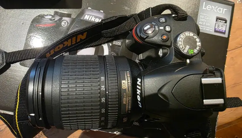 Nikon D3200 kit 18-105 VR: la recensione di questa reflex è qui. L'obiettivo è pronto per scattare.