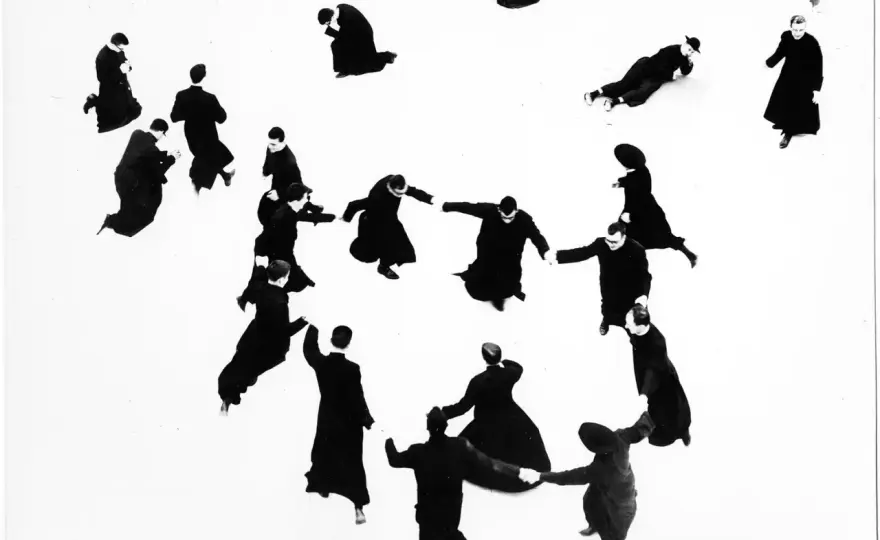 Mario Giacomelli pretini - Oltre il soggetto: scopri il vero senso